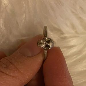 Silver skull ring